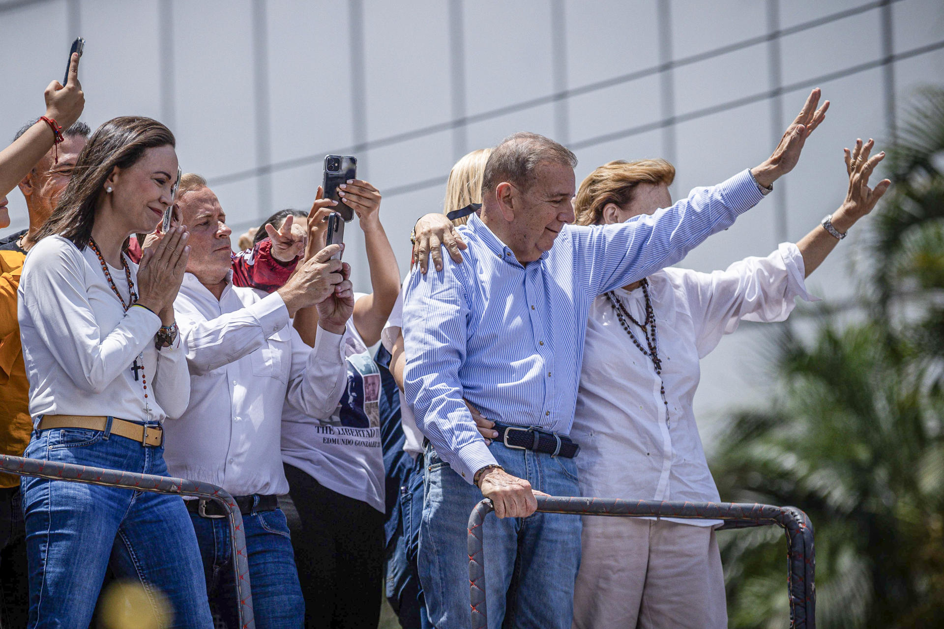 Edmundo González se mantiene firme tras amenazas de cárcel de Maduro