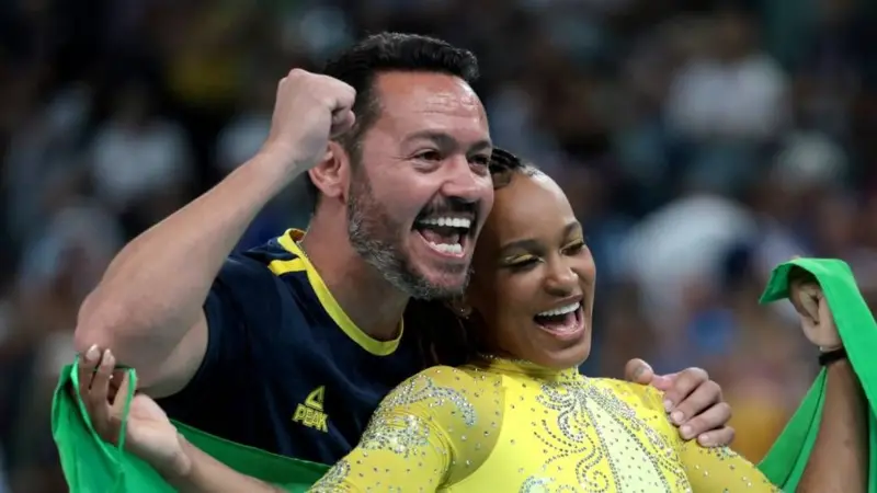 Rebeca Andrade, la gimnasta que venció a Simone Biles