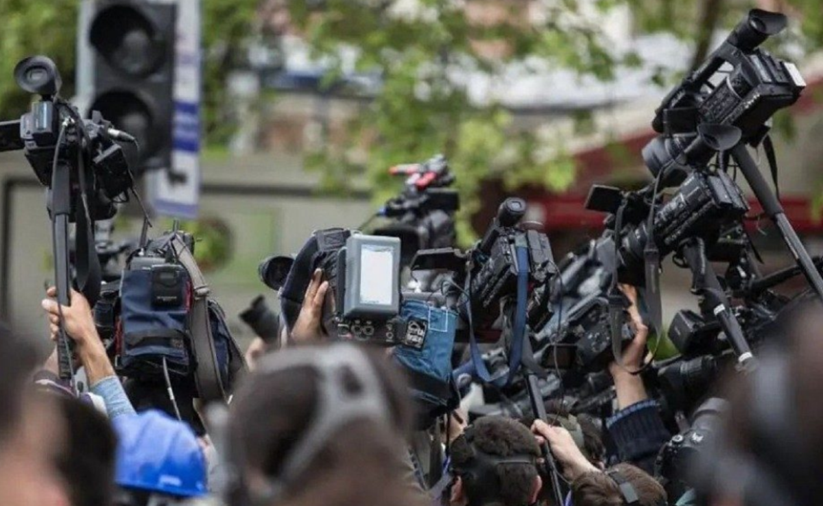 Four journalists charged with terrorism following protests