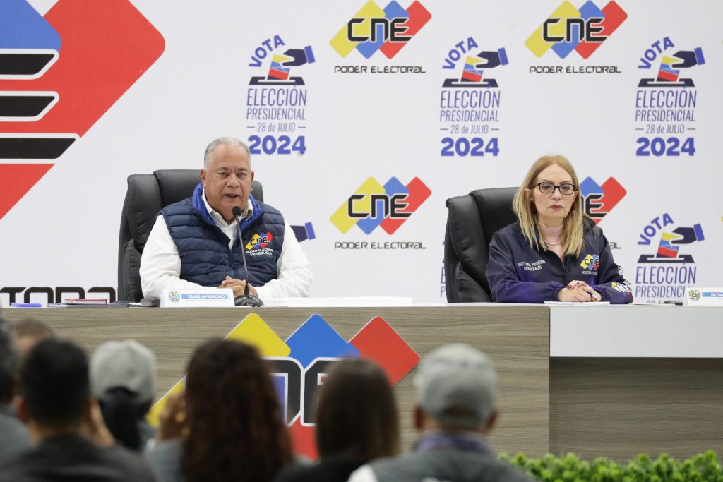 La oposición representada por el candidato Edmundo González y por la líder María Corina ha exigido a Elvis Amoroso, presidente del Conejo Nacional Electoral, que publique las actas de las elecciones presidenciales