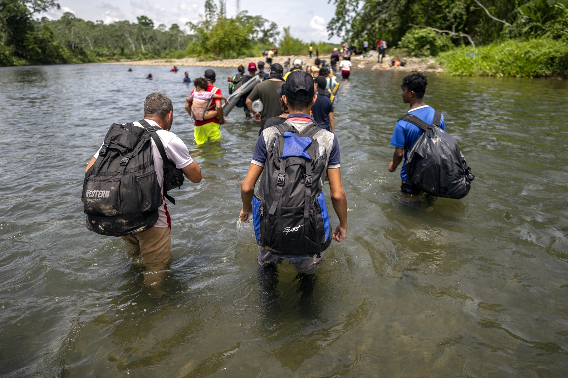 Al menos 45 migrantes han muerto este año tratando de cruzar la selva del Darien