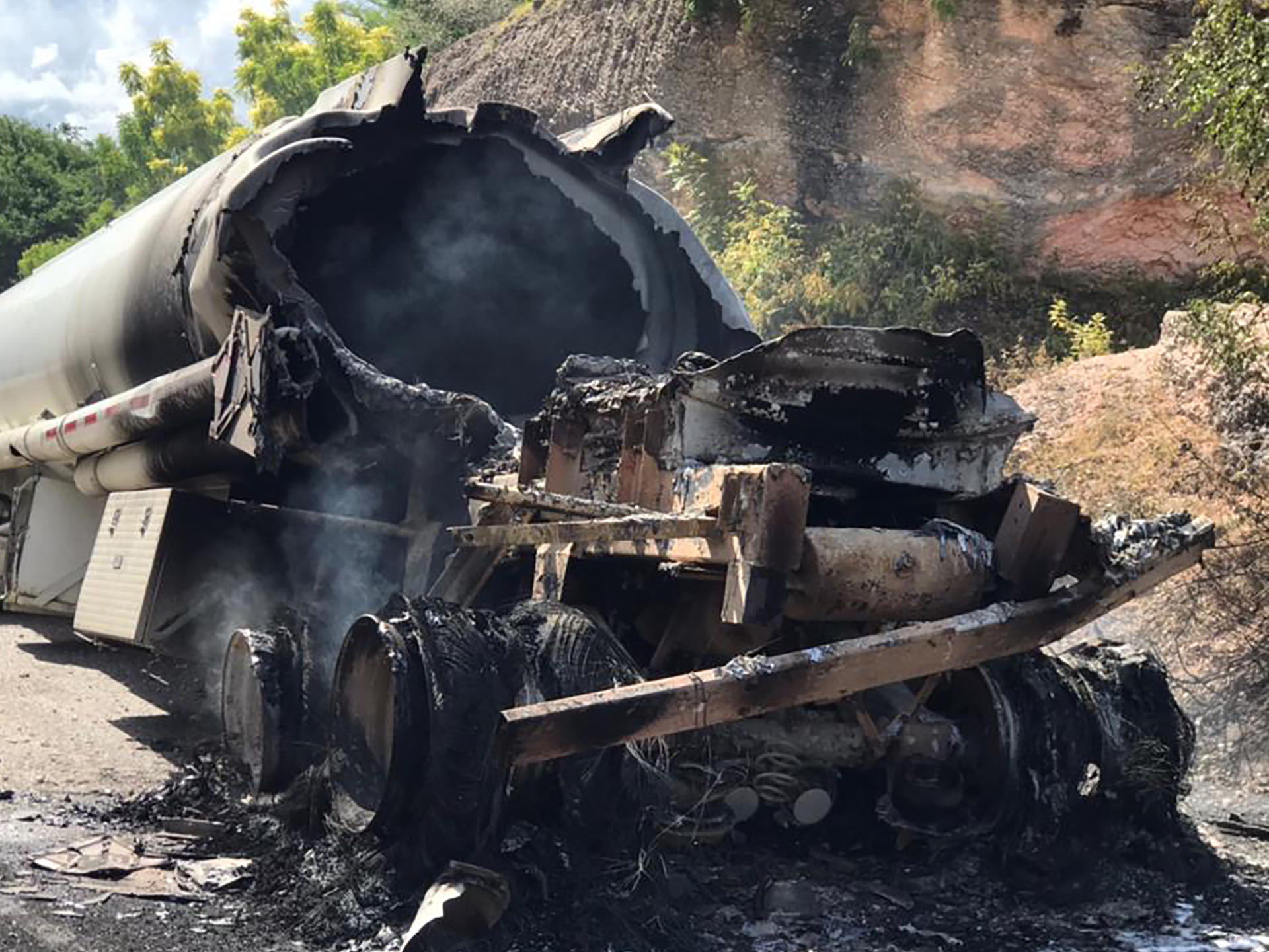 Más de 15 muertos y 40 heridos al explotar un camión cisterna en Haití