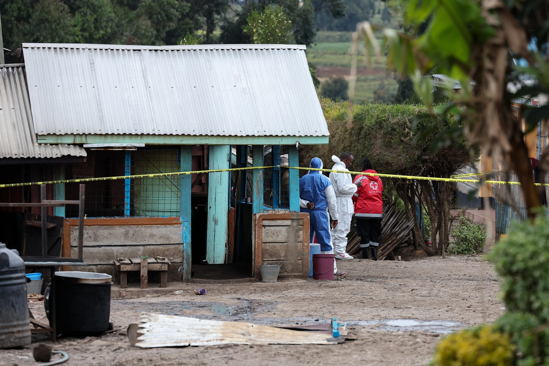 Número de niños fallecidos en incendio de una escuela en Kenia asciende a 21