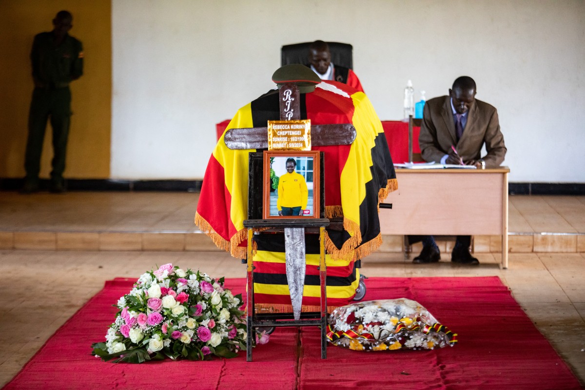 «Una heroína»: Uganda despide a la atleta Rebecca Cheptegei, quemada por su compañero sentimental