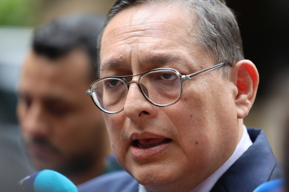 González Urrutia's defense team offers statements to the press in Caracas