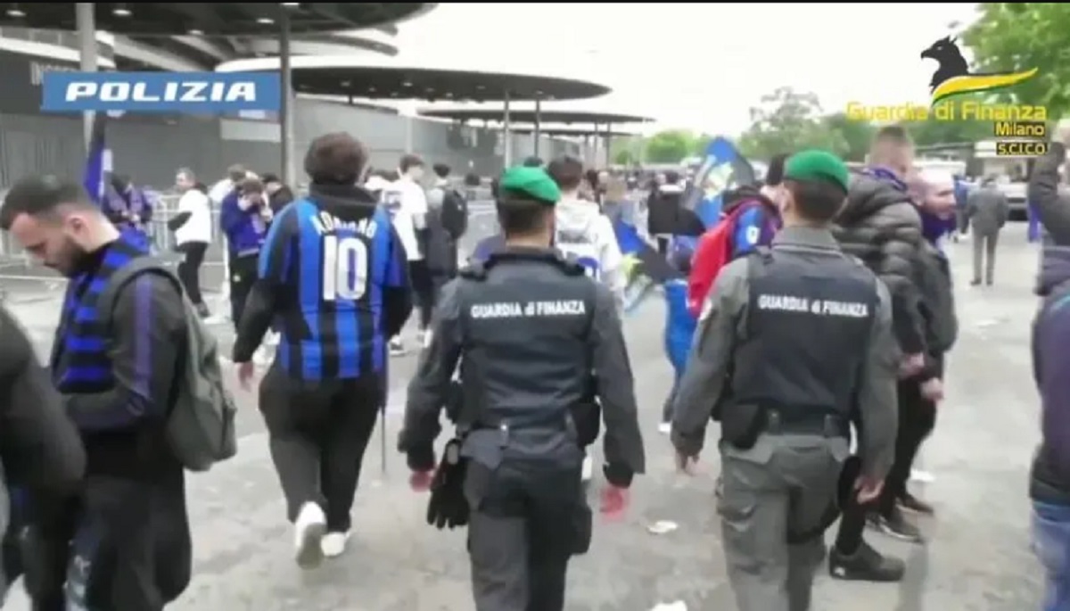 Inter y Milan desmantelan las organizaciones criminales detrás de sus hinchas