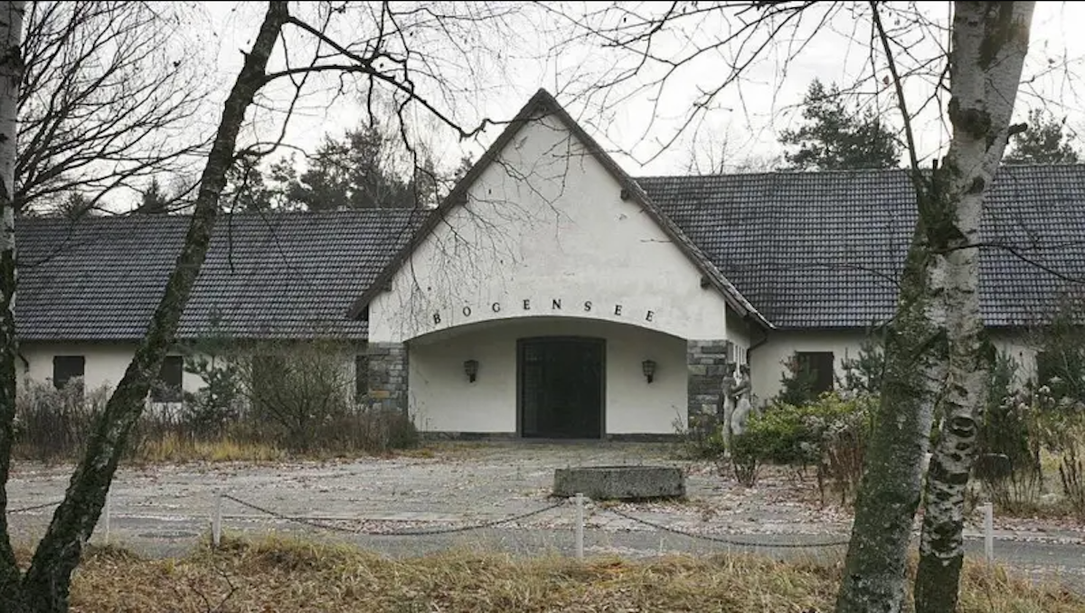 La enorme y costosa casa de campo del nazi Joseph Goebbels a las afueras de Berlín que las autoridades decidieron regalar porque nadie la quiere