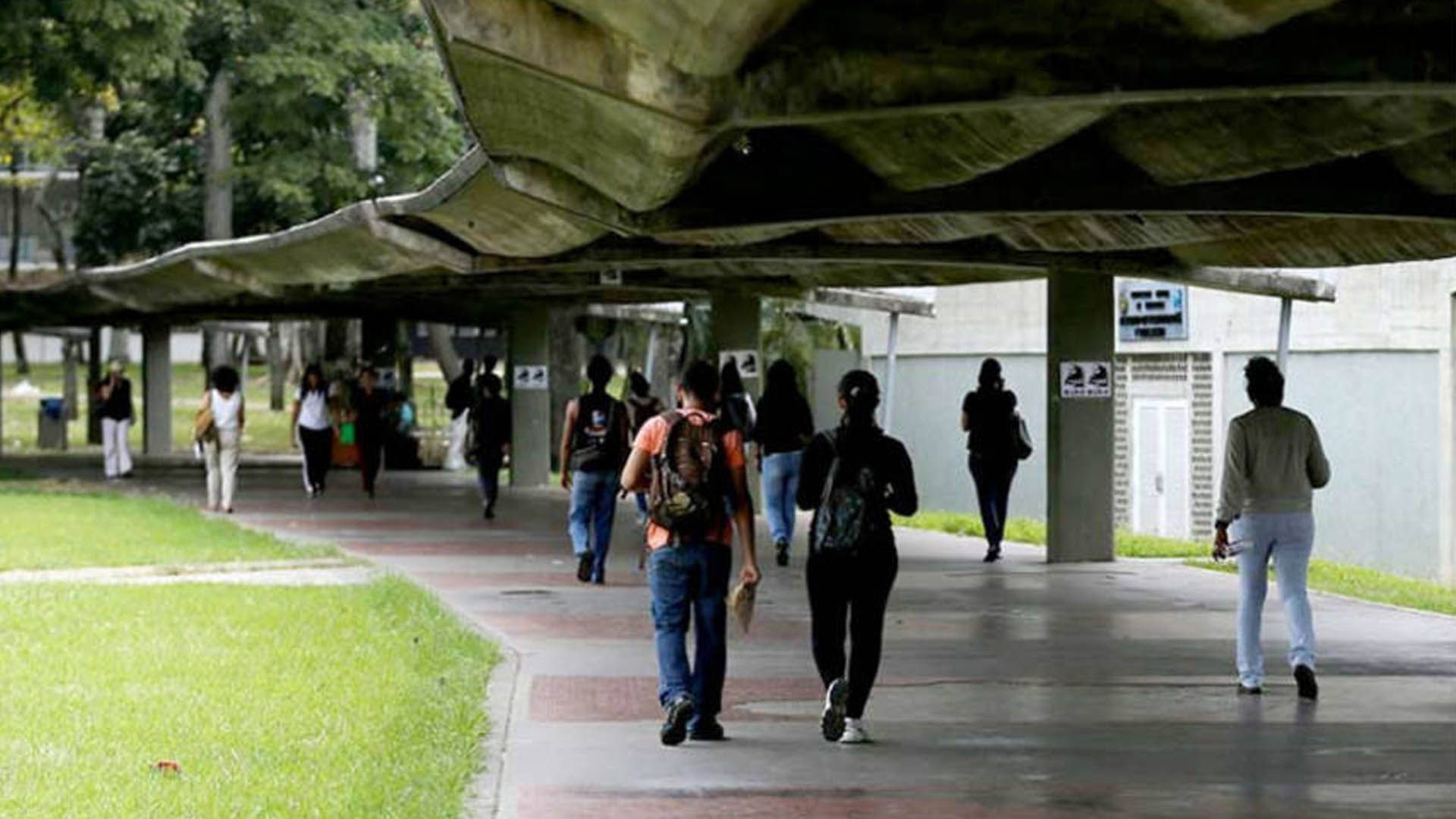 estudiantes venezolanos