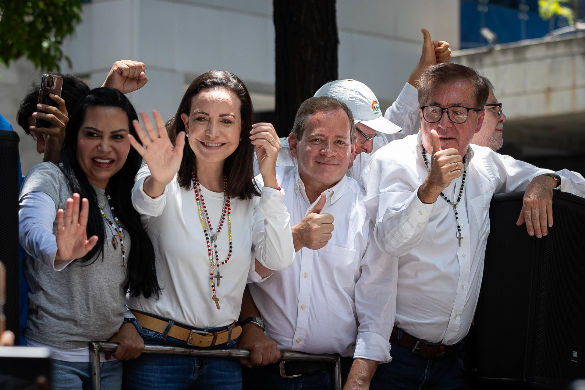 Venezuela's opposition leadership, from the street to the shelter