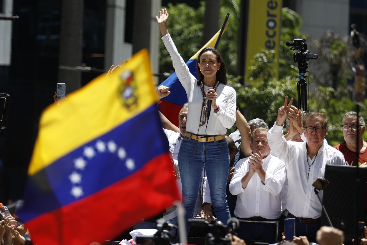 FILES-FRANCE-EU-VENEZUELA-AWARD