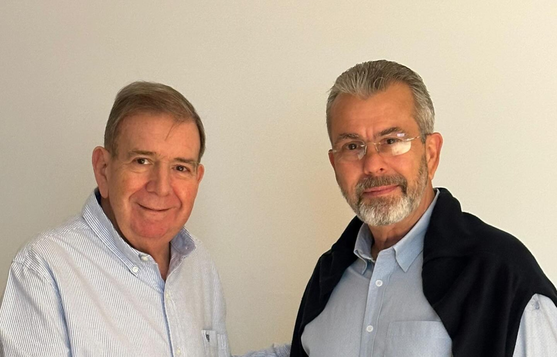 Edmundo González se reunió con Juan Carlos Delpino, rector del CNE