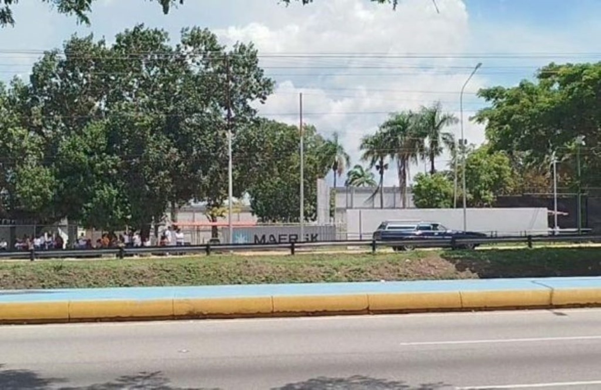 Denuncian que manifestantes detenidos reciben «comida dañada» y tienen «cuatro días» sin poder tomar agua