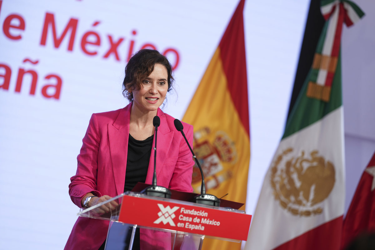 La presidenta de la Comunidad de Madrid, Isabel Díaz Ayuso, en el encuentro organizado por Casa de México en España con motivo del Día de la Hispanidad 2024. Foto: EFE.