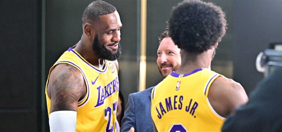 LeBron James está feliz de entrenar con su hijo