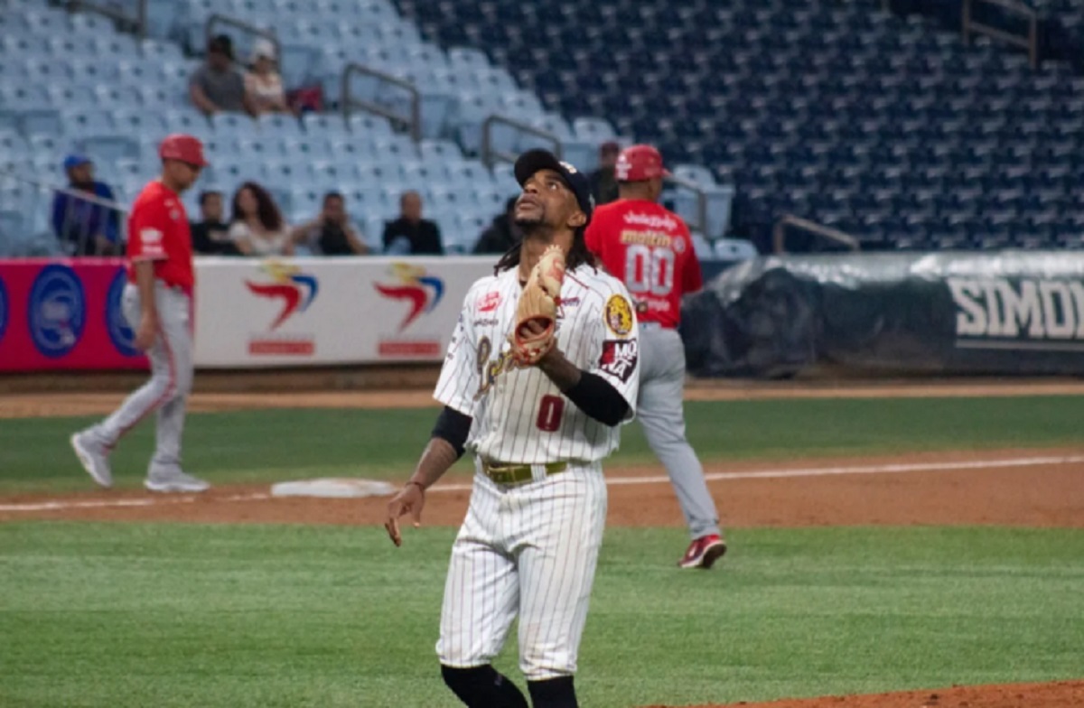 Los Leones del Caracas no superan su mala racha