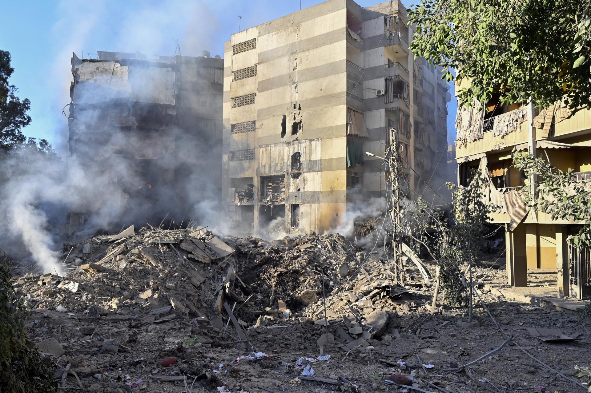 Explosiones masivas en el Líbano tras supuestos ataques aéreos israelíes