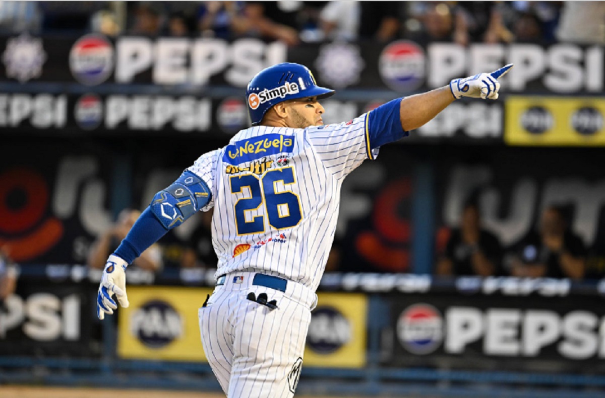 Magallanes se llevó el primero contra Leones