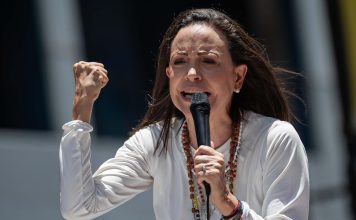 María Corina Machado rechaza asedio de funcionarios del Sebin contra su madre