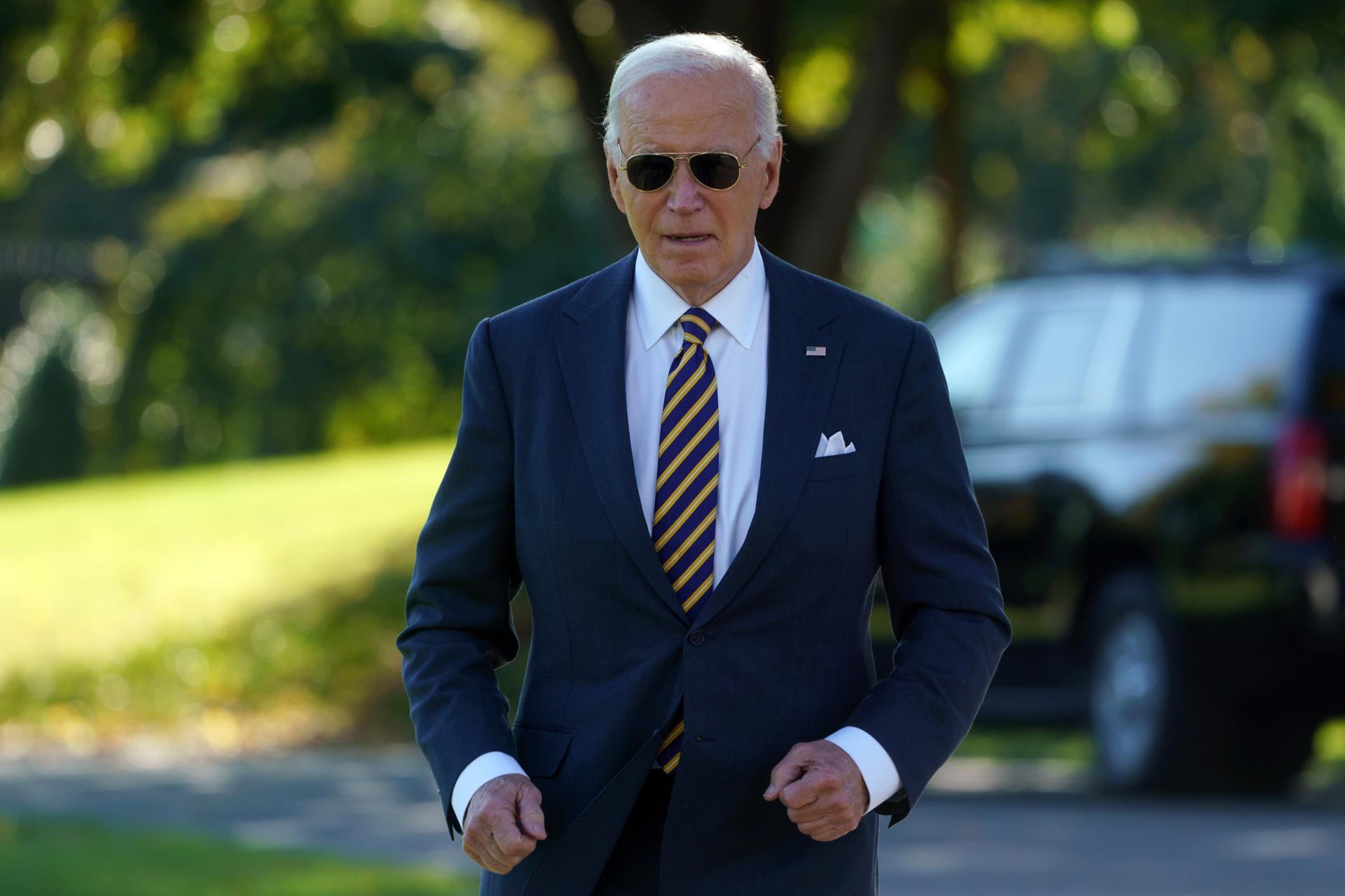 US President Joe Biden departs the White House heading to Phoenix, Arizona