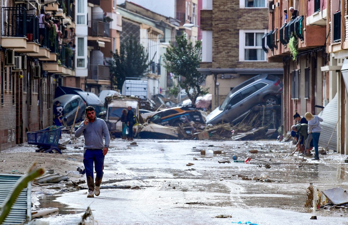 Caos en España: muertos y desaparecidos por las torrenciales lluvias en el sureste del país