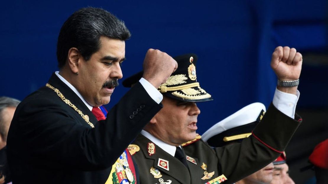 Maduro ratifica a Padrino López como ministro de Defensa tras una década en el cargo