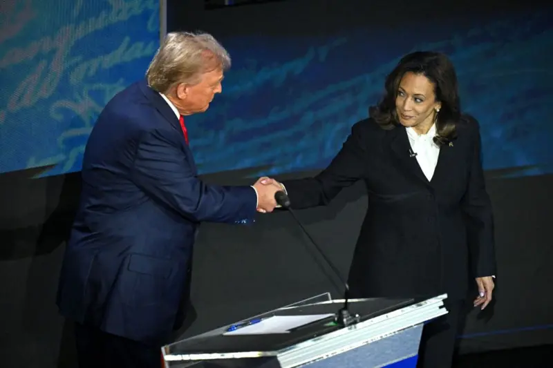 Harris se juega la carta de la salud contra Trump: «Posee la resiliencia física y mental necesaria»