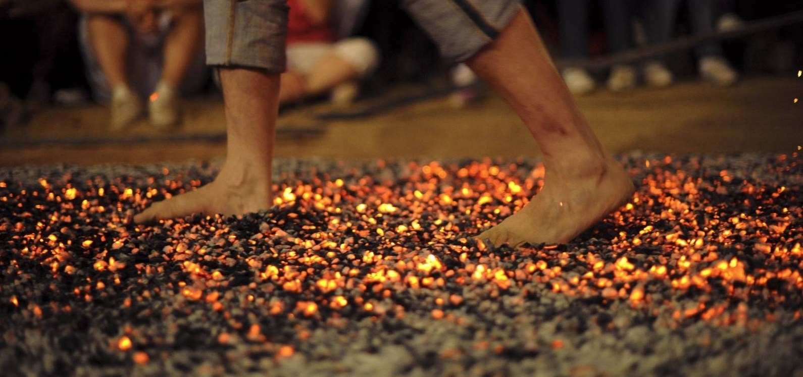 danza sobre brasas ardientes María Lionza