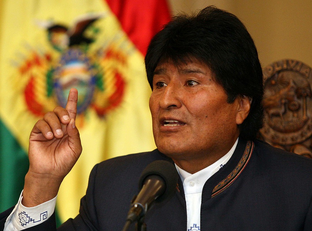 Evo Morales amenaza con bloquear Bolivia si la Fiscalía lo captura