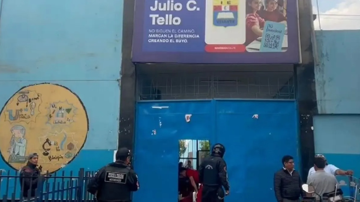 Sicario asesinó a un profesor en un colegio frente a sus alumnos en Lima