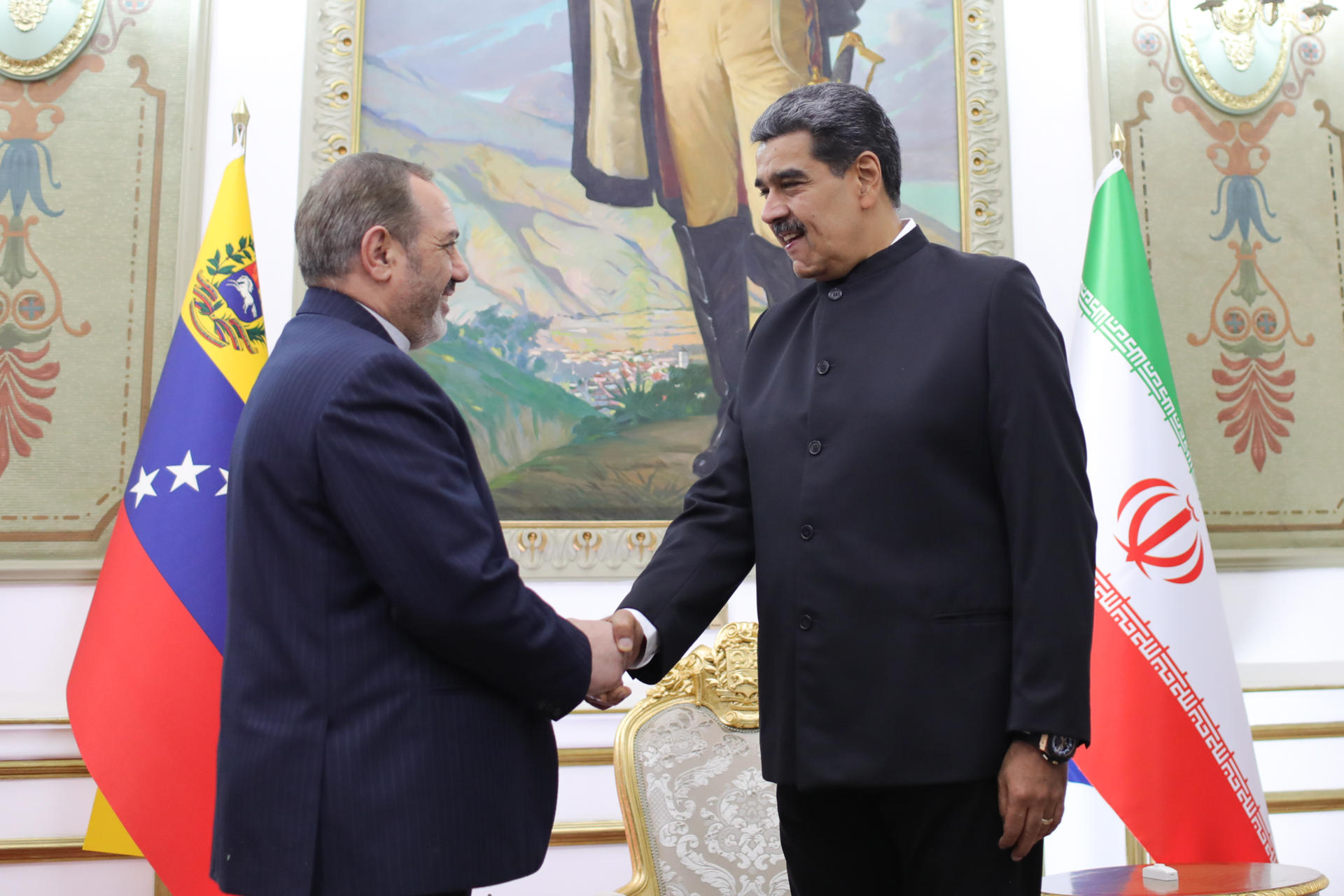 Encuentro entre Nicolás Maduro y ministro de Defensa iraní, Aziz Nasirzadeh