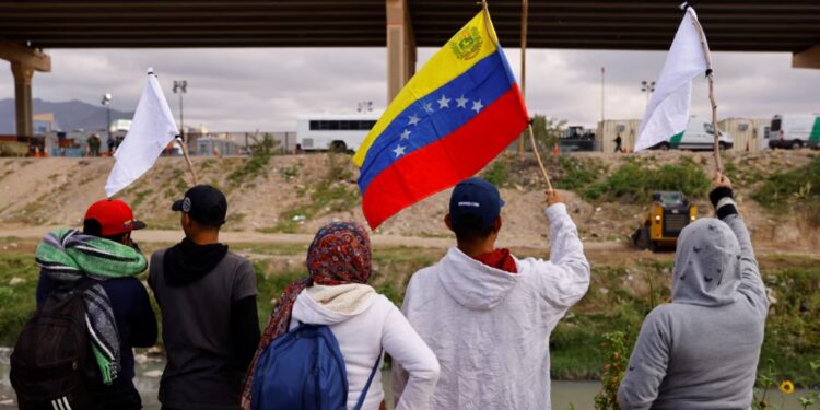 EEUU reduce requisitos de visado para estudiantes venezolanos