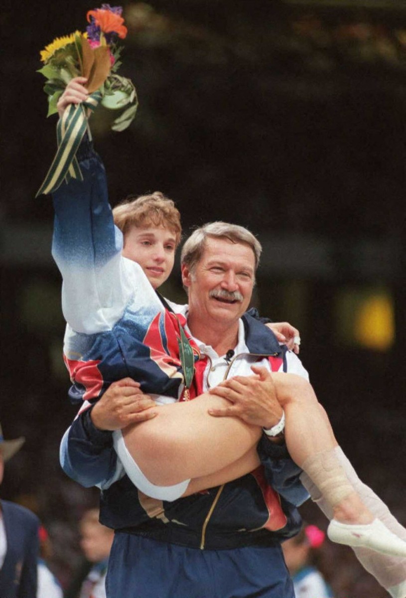 Murió Bela Karolyi