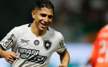 Savarino anotó gol en la victoria de Botafogo sobre Palmeiras