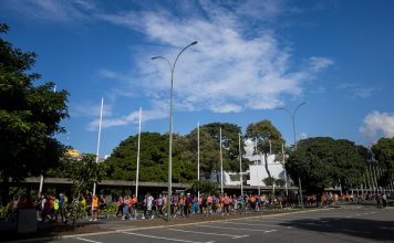 Unos 600 venezolanos asistieron a caminata convocada por la UE contra la violencia a la mujer