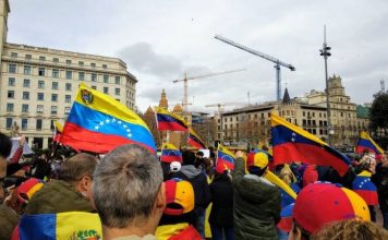 España alcanzó récord de población gracias a la migración de venezolanos y colombianos
