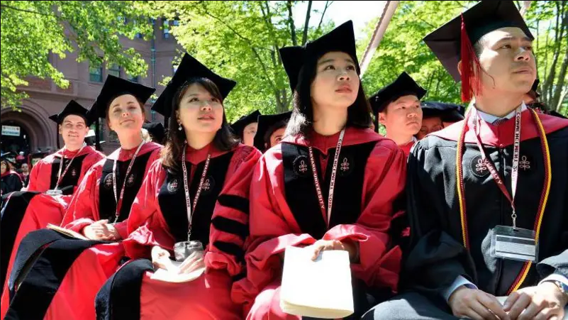 advertencia de universidades de EEUU a estudiantes extranjeros