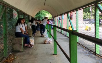 Familias de presos políticos se enfrentan a la “embestida psicológica” de los custodios en las cárceles