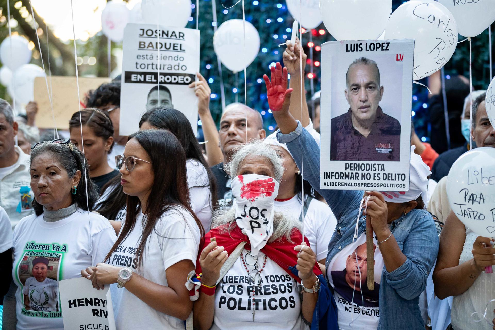 Familias de «presos políticos» en Venezuela exigen su libertad y el cese de la «represión»