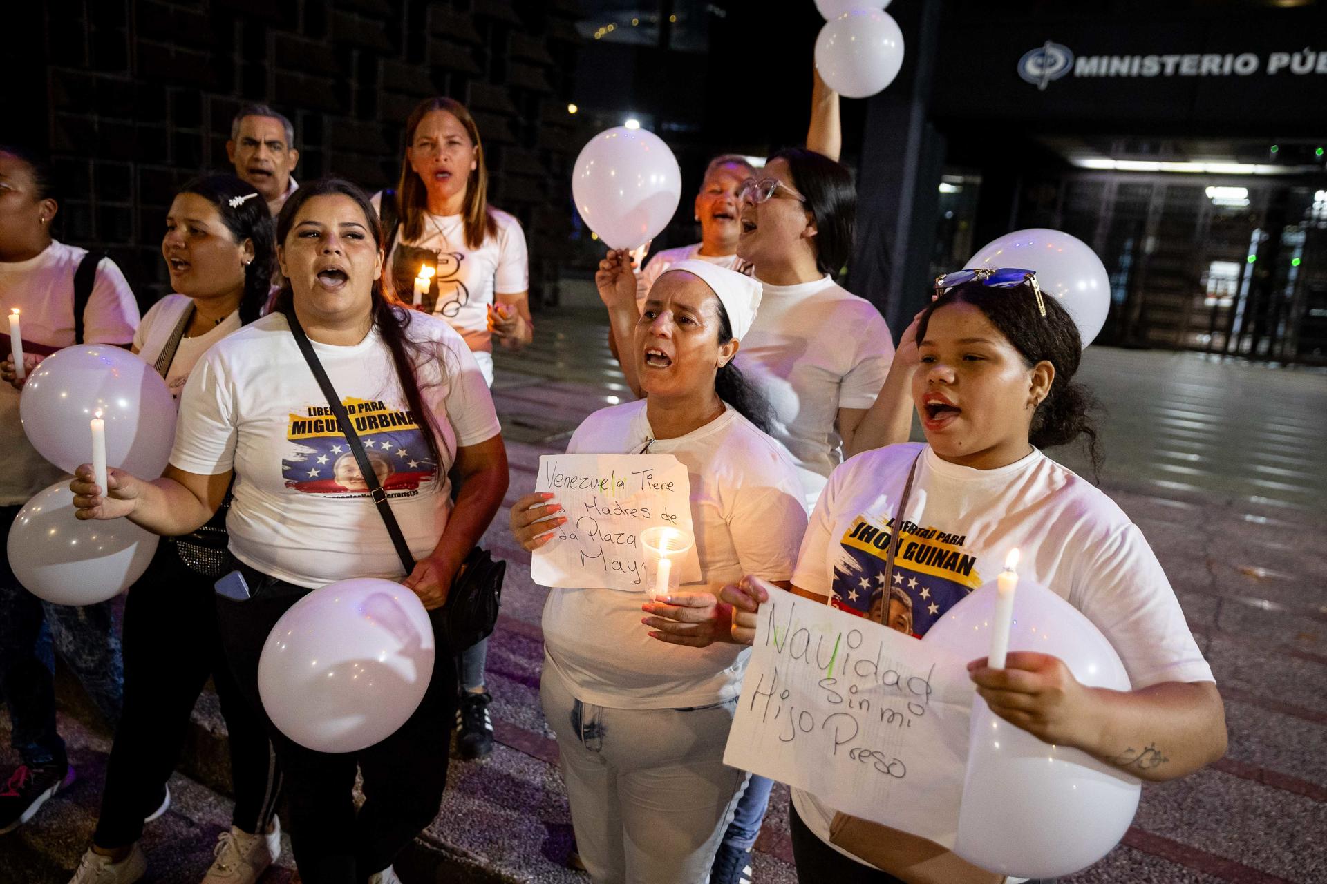 Familiares de «presos políticos» piden dialogar con Nicolás Maduro para «lograr justicia»