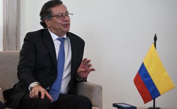 Nuevo ministro de Hacienda en Colombia en medio de escándalo por corrupción