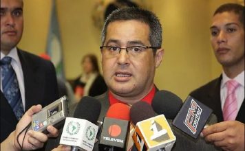 Designan a hermano de Cilia Flores como nuevo director del Saime Designan a hermano de Cilia Flores como nuevo director del Saime