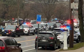 Al menos tres muertos y seis heridos por tiroteo en una escuela de Wisconsin