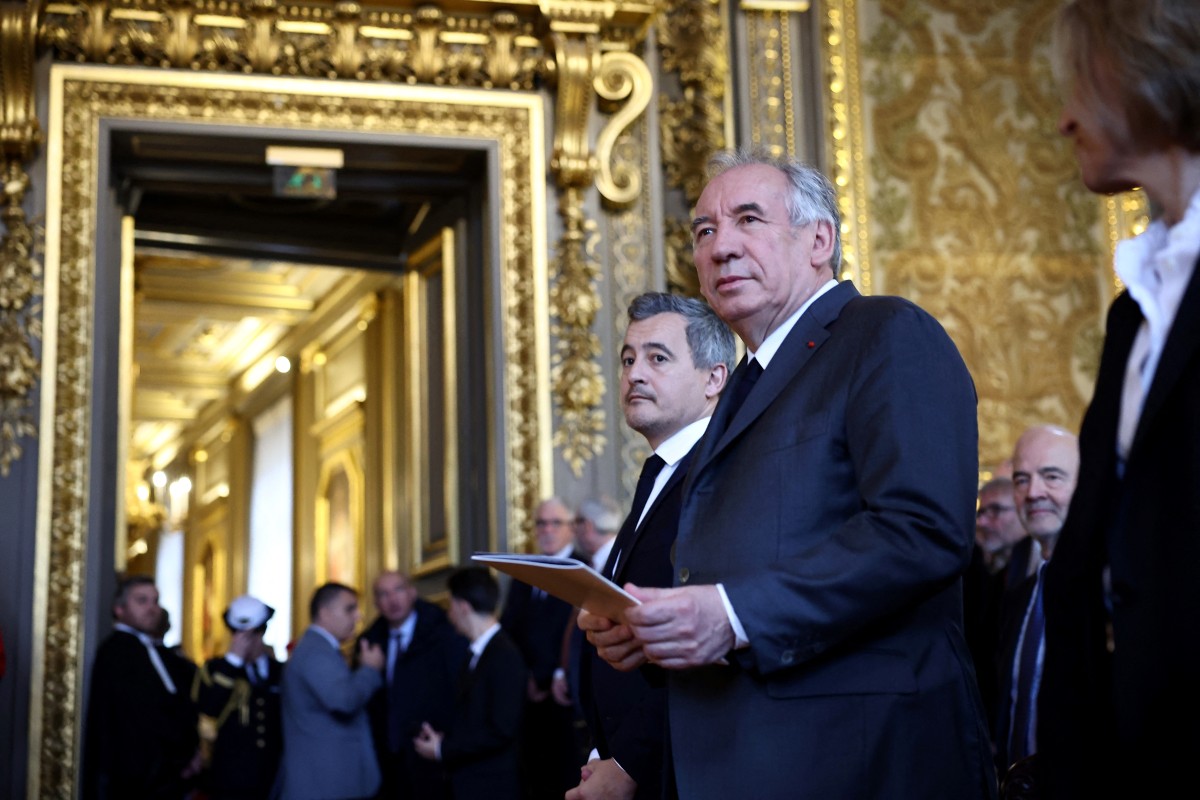 Bayrou se enfrenta a primer momento clave para supervivencia de su gobierno