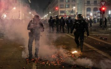 Cinco muertos y un policía gravemente herido en Alemania por accidentes con fuegos artificiales en Año Nuevo