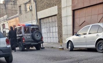 Juan Barreto denuncia asedio del Sebin frente a su casa