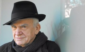 Las cenizas de Milan Kundera fueron trasladadas a República Checa