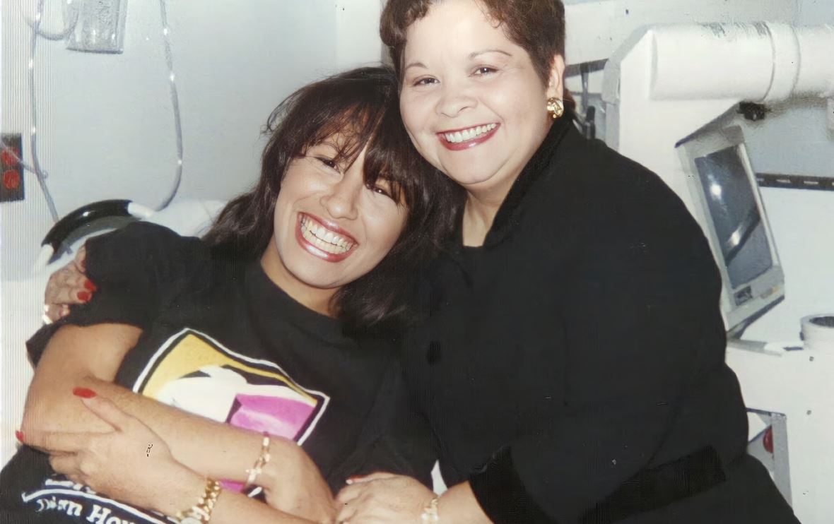 Yolanda Saldívar y Selena Quintanilla