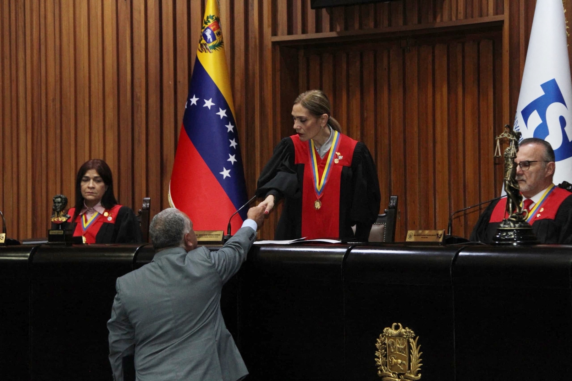 VENEZUELA-ELECTION-CNE-AMOROSO