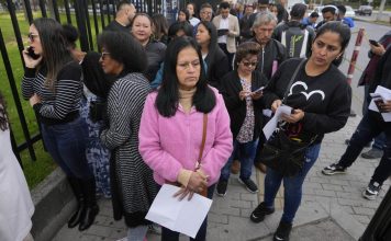 Venezolanos acuden a la Embajada de EE UU en Colombia en busca de repuesta sobre su visa