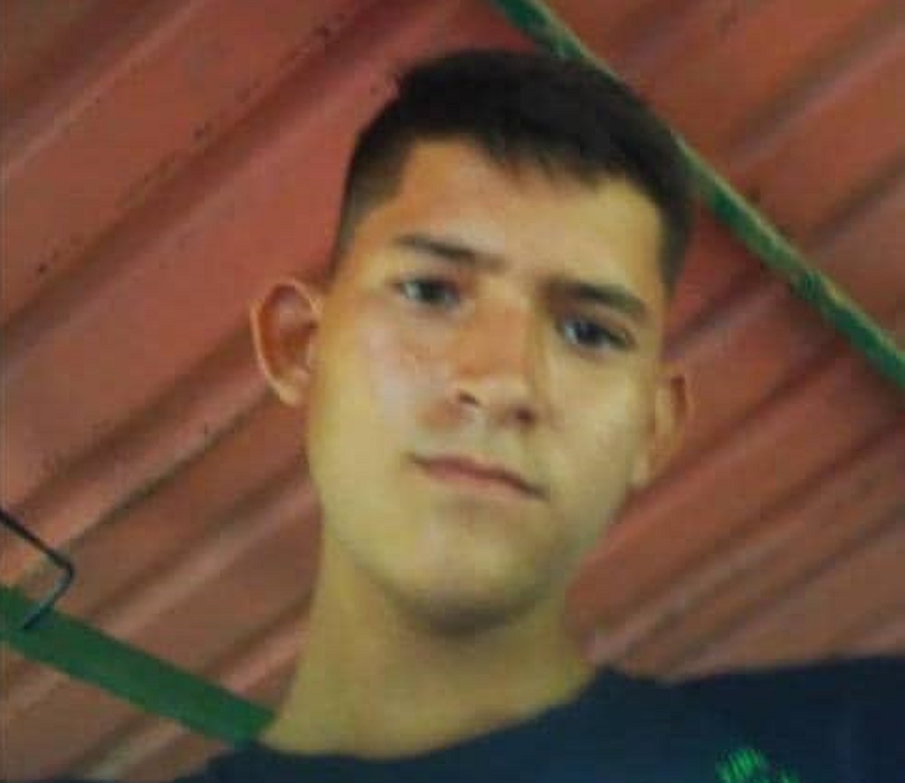 joven con discapacidad acusado de terrorismo